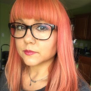 Meet your Posher, Rachel